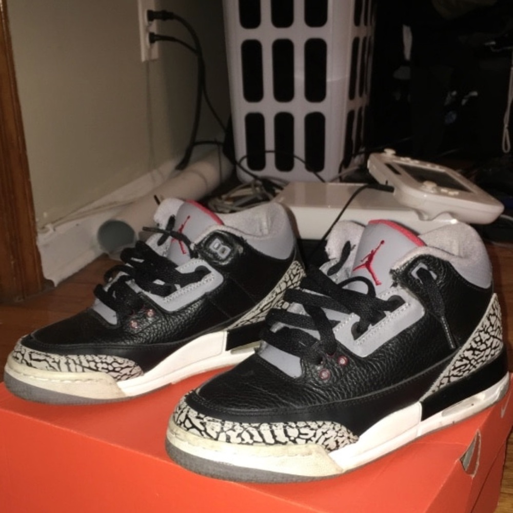Black Cement 3s